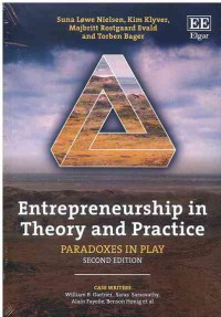 Entrepreneurship in Theory and Practice : Paradoxes In Play